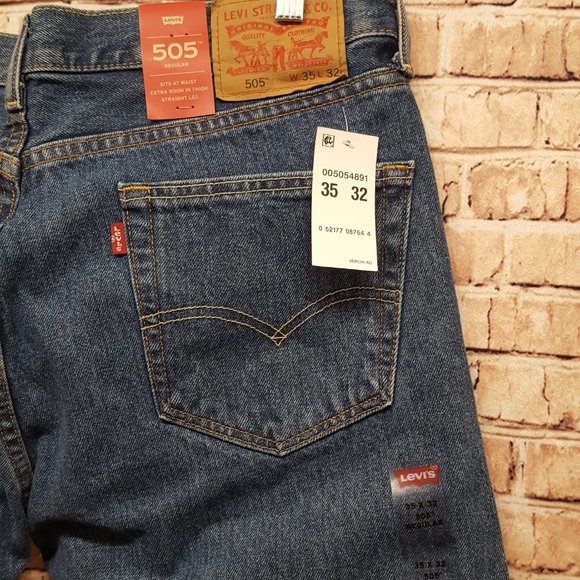 Levi's Other - Levi's 505 Regular Straight Leg Jeans Size W35 x L32 NWT
